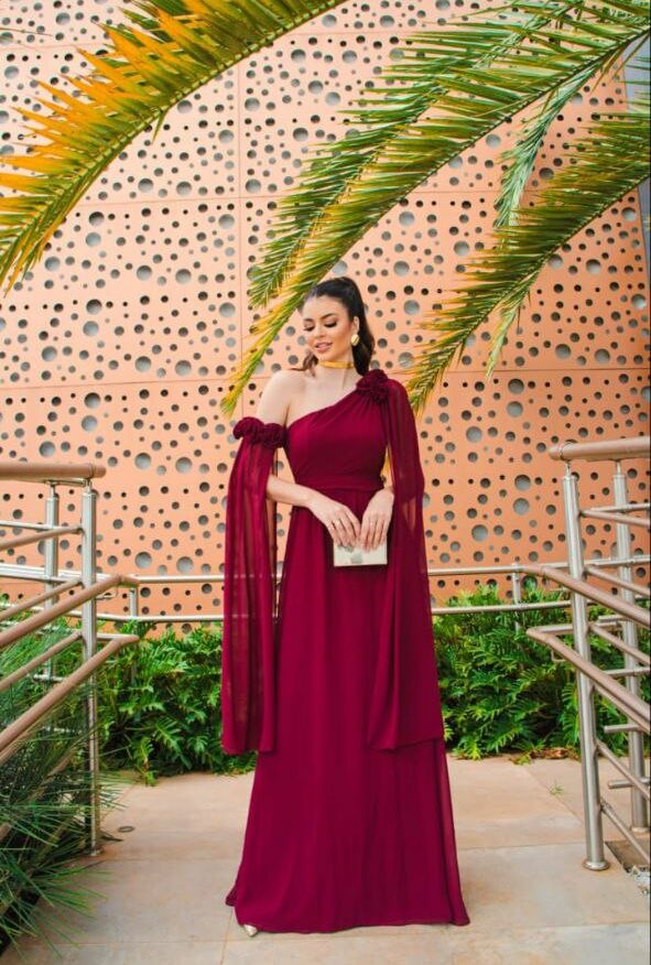 Vestido Longo com Manga